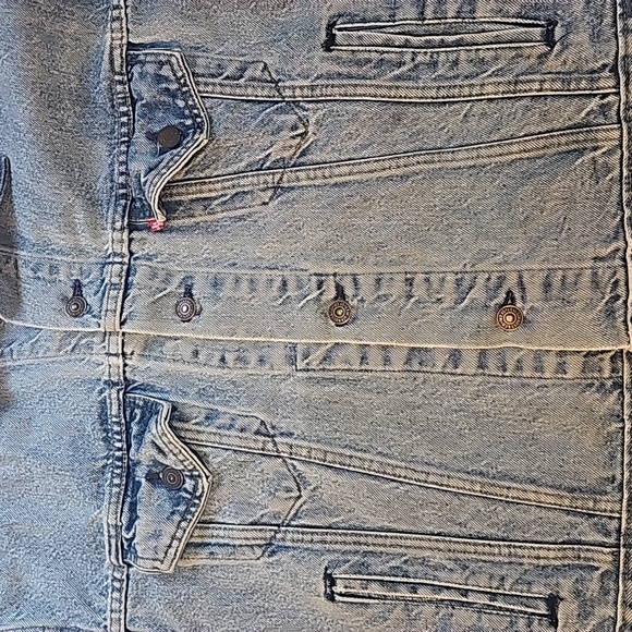 Vintage 90s Levi's Jean Jacket - Picture 6 of 16